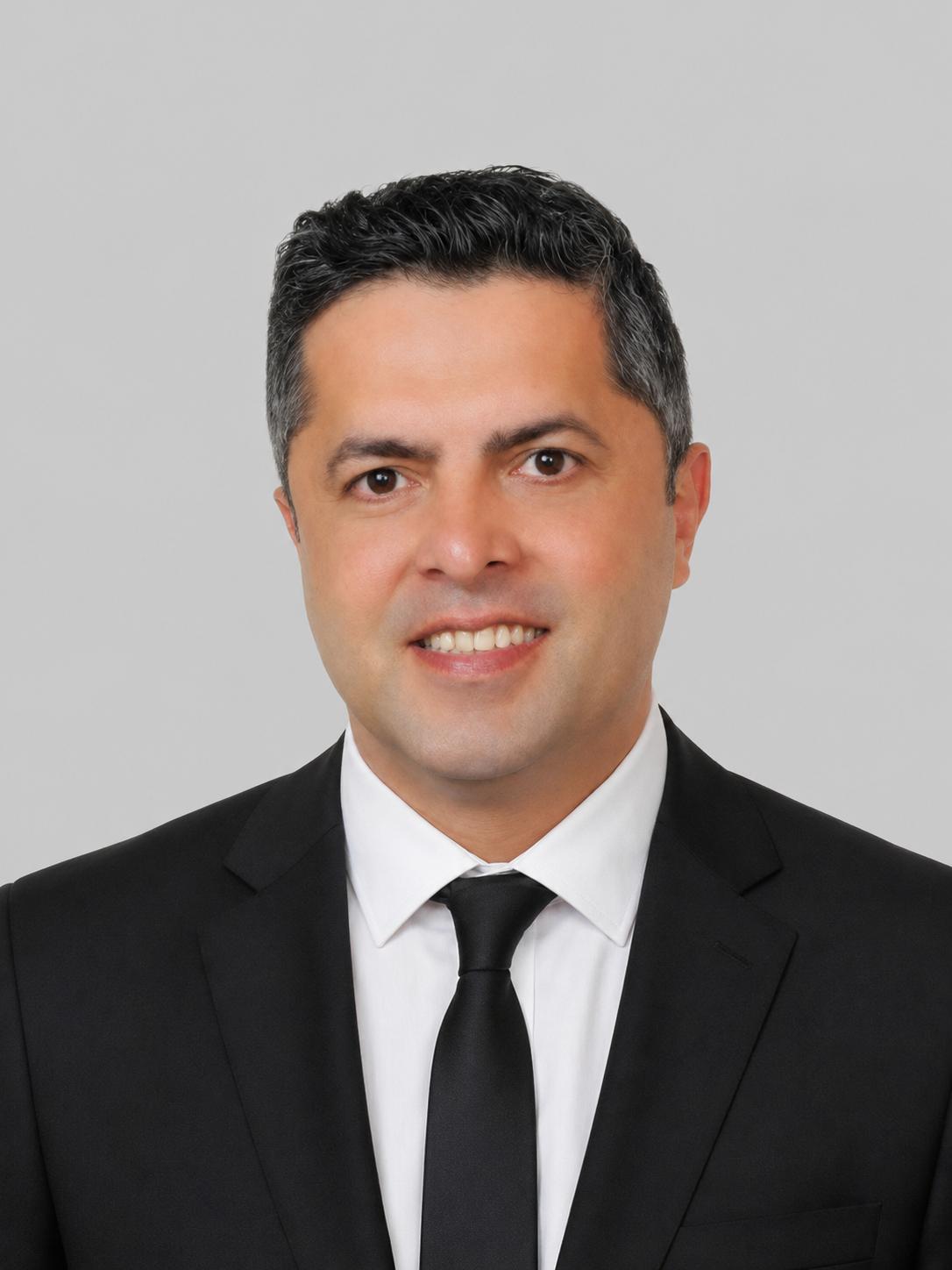 Fikret Azılı