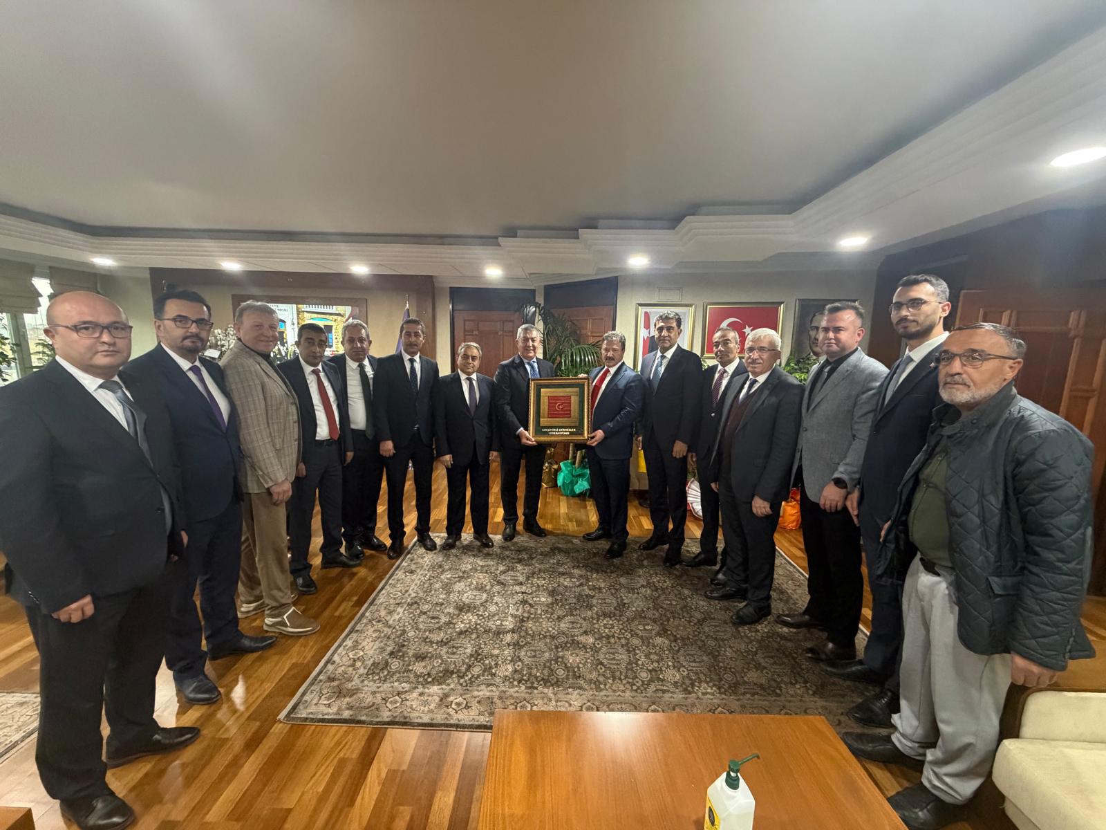 KIRFED VE KIRSİAD’DAN TESK GENEL BAŞKANI MEHMET YİĞİNER VE BAŞKAN VEKİLİ HÜSEYİN AR’A HAYIRLI OLSUN ZİYARETİ